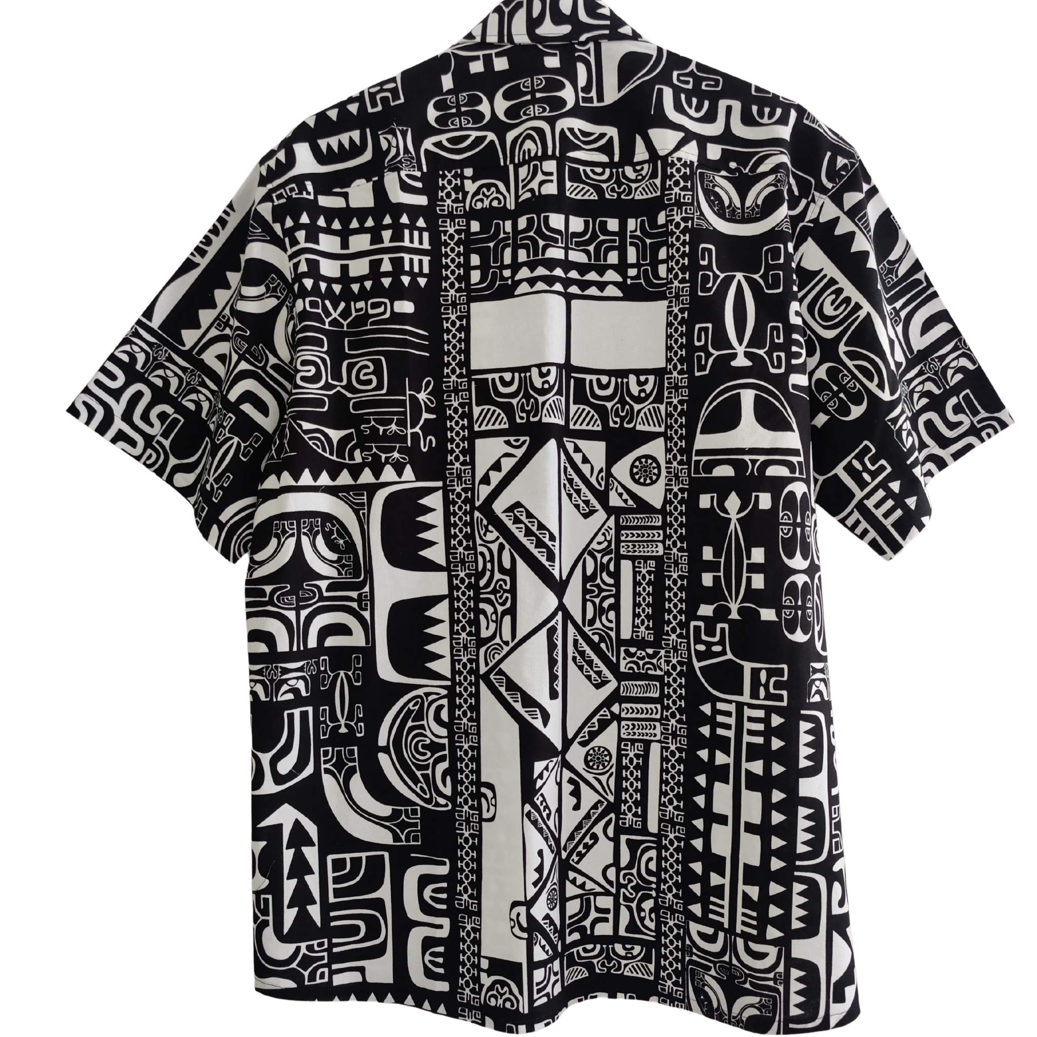 Chemise polynésienne Fenua Tatau, tatouage et tradition