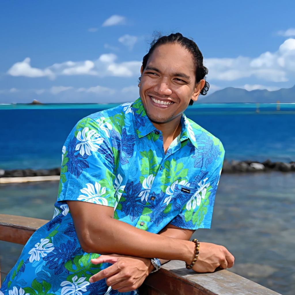 Chemise tahitienne homme Tiko Monstera turquoise et vert - vue de face