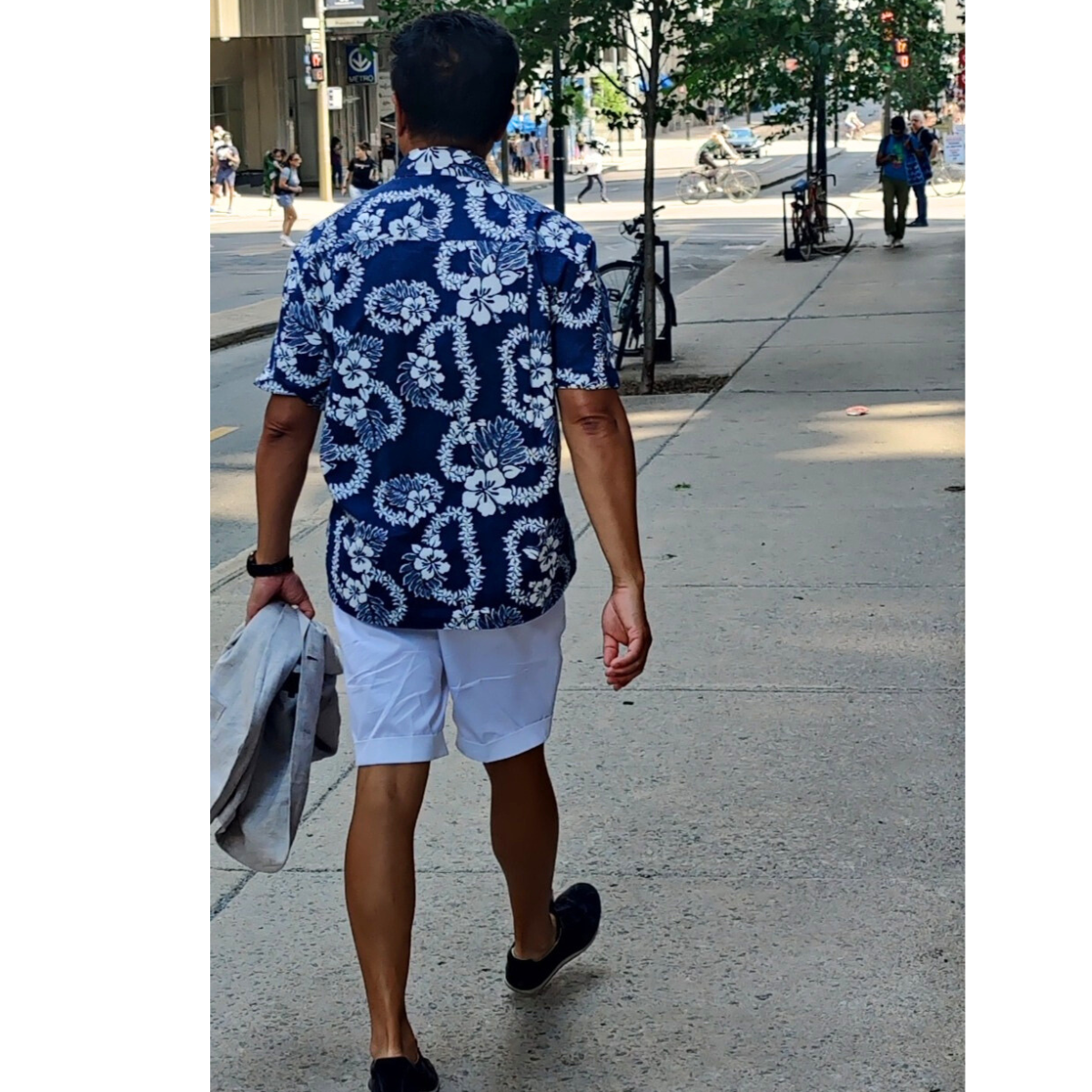 Chemise polynésienne Tiaré Auté, Dernière pièce